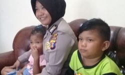 Warga Serahkan Dua Anak Terlantar ke Polsek Pelabuhan Nunukan