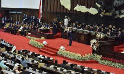 Jokowi: Pengangguran Turun Jadi 5,13%, Gini Rasio Turun Jadi 0,389