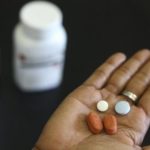 Obat HIV: Sejumlah Rumah Sakit Kehabisan Stok, Pemerintah Klaim Persediaan Nasional Aman