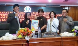 Rekomendasi Pansus Banjir Disahkan Menjadi Keputusan DPRD Bontang