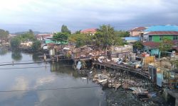 Pemkot Samarinda Siapkan Regulasi Relokasi Permukiman di Bantaran Sungai