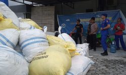 Mabes Polri Gagalkan Penyelundupan 1.000 Karung Pakaian Bekas Asal Malaysia di Nunukan