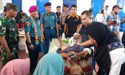 Masyarakat Serbu Baksos Pengobatan Umum TNI AL di Sebatik