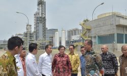Presiden Jokowi Resmikan Pabrik Petrokimia PT Chandra Asri