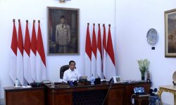 Pemerintah Wajibkan Warga Kenakan Masker saat Beraktivitas di Luar Rumah