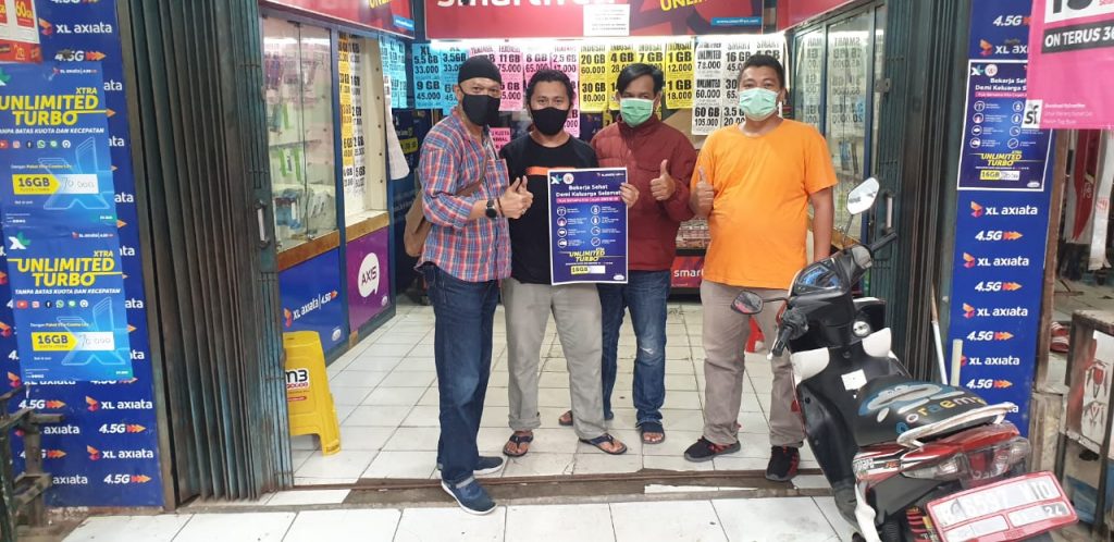 Bantu Cegah Corona, XL Axiata &amp; KNCI Tempel Panduan di 30