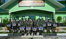 Prajurit Satgas Pamtas Yonif 623/BWU Tak Luput Dapat Bingkisan Idulfitri Panglima TNI