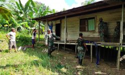 Satgas Pra TMMD ke-108 Kutim Mulai Bongkar Rumah Tak Layak Huni