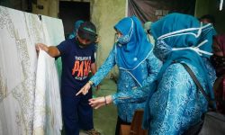 Hj Norbaiti: Batik Paku Khas Kutai Timur Sudah Mendunia
