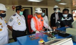 Dukung Program Tol Laut, Menhub Lepas Kapal Perintis Sabuk Nusantara 88