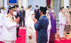 Presiden Lantik Gubernur dan Wakil Gubernur Sumbar, Kepri, dan Bengkulu