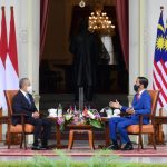 Presiden Jokowi Sambut PM Malaysia Muhyiddin Yassin di Istana Merdeka