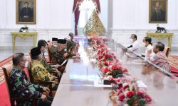 Presiden Terima Amien Rais Bersama TP3 Enam Laskar FPI