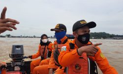 Kapal Mulia Mandiri Tenggelam di Teluk Cinta Palaran, 7 Selamat, 1 Hilang