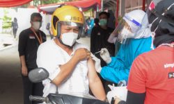 Menkes Minta Daerah Prioritaskan Vaksinasi untuk Lansia