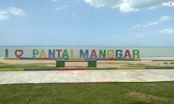 Pendapatan Pariwisata dari Pantai Manggar Turun Drastis  