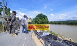 Bupati Minta Dinas PUPR Perbaiki Jalan yang Amblas di Kampung Gurimbang