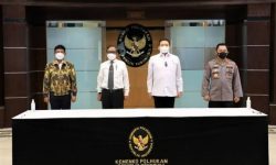 Kapolri, Jaksa Agung & Menkominfo Teken SKB Pedoman Implementasi UU ITE