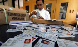 Komisi II Akan Cermati Rencana Tarif Akses NIK Rp1000