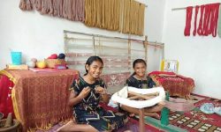 Diskoperindag Usulkan Pembangunan Rumah Tenun Sukan dengan DAK IKM