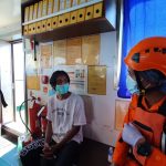 Basarnas Balikpapan Evakuasi Triono yang Selamat Usai Tiga Hari Terombang-ambing di Laut