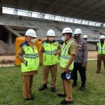Bupati Tinjau Pembangunan Stadion Olimpic Mini di Teluk Bayur