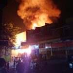 Di Jalan KS Tubun Samarinda, Dua Bangunan Hangus Terbakar