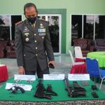 Momen HUT TNI ke-76, Kodim 0913/PPU ‘Dihadiahi’ Senpi Serupa AK-40