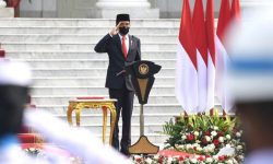 Presiden Joko Widodo Pimpin Upacara Peringatan ke-76 Hari TNI