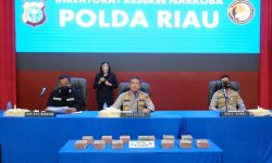 Polda Riau Tangkap Kaki Tangan Bandar Narkoba Internasional dan Sita Uang Rp 1 Miliar