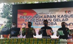 Bareskrim Polri Tangkap 2 Nelayan, 222 Kg Sabu, 200 Ribu Ekstasi dan 47.500 Happy Five di Aceh