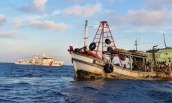 Bakamla RI Tangkap Kapal Vietnam Curi Ikan di Laut Natuna Utara