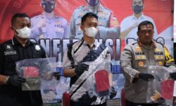 Pasutri Curi Mobil Teman Kencan