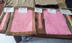 Polisi dan BC Gagalkan Predaran Ecstasy Asal Belanda