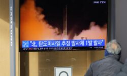 Korea Utara Luncurkan Rudal Hipersonik