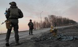 Rudal Rusia Hantam Kyiv Saat Presiden Ukraina Minta Bantuan