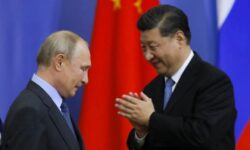 Putin dan Xi Sepakat Tingkatkan Kerja Sama Ekonomi & Militer