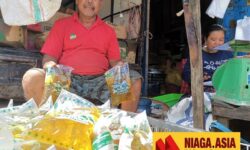 Harga Minyak Goreng Malaysia di Nunukan Turun jadi Rp21.000 per Liter