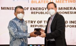 Indonesia dan Singapura Bahas Penguatan Kerja Sama Energi