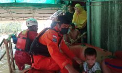 200 Jiwa Dievakuasi Akibat Banjir 2 Meter di Kutai Timur