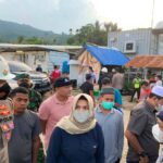 Polres Mandailing Natal  Bantu Evakuasi Warga Korban Kebocoran Gas