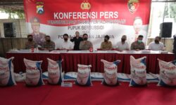 Polda Jatim Bongkar Penyalahgunaan 279,45 Ton Pupuk Subsidi