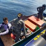 Personil TNI AL – PSDKP Amankan Tiga Nelayan Malaysia dan Bom Ikan di Perairan Sebatik