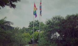 Anggota Komisi VIII DPR RI Protes Pengibaran Bendera LGBT di Kedutaan Inggris