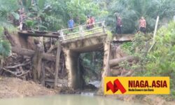 Jembatan Box Culvert di Desa Sei Limau Terlepas dari Badan Jalan