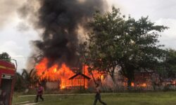 Eks Kantor BPP dan Rumah Dinas PPL di Sei Fatimah Nunukan Terbakar