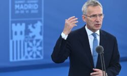 NATO Bersiap Hadapi Rusia Sejak 2014