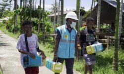 Terangi 198 Desa di Papua, Energi Hijau jadi Andalan PLN
