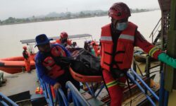 Perahunya Terbalik di Sungai Kelay Berau, Asmuransyah Ditemukan Meninggal