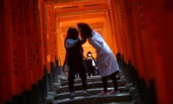 Jepang Buka Kunjungan Turis Bersyarat